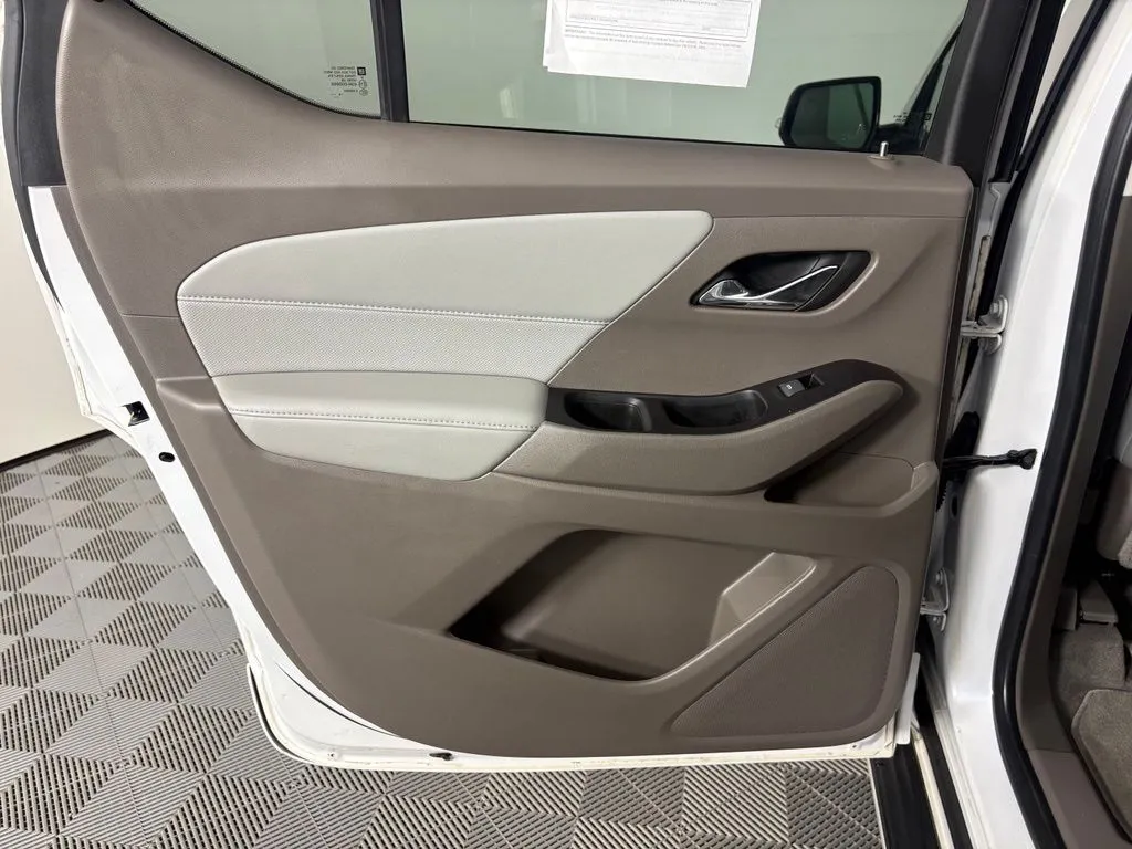 Chevrolet Traverse photo 44