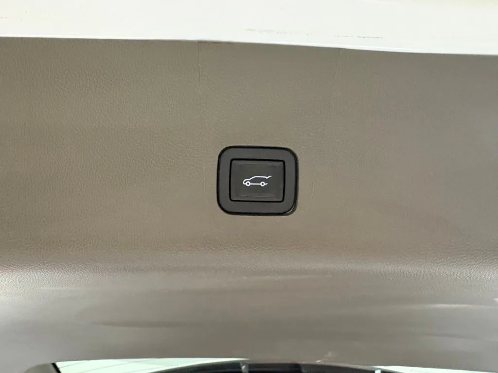 Chevrolet Traverse photo 53
