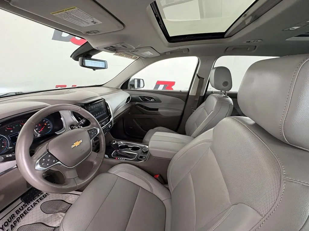 Chevrolet Traverse photo 10