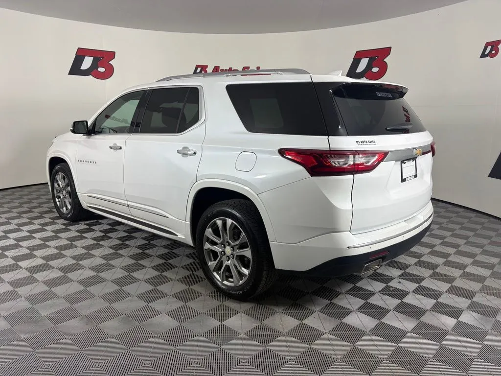 Chevrolet Traverse photo 4