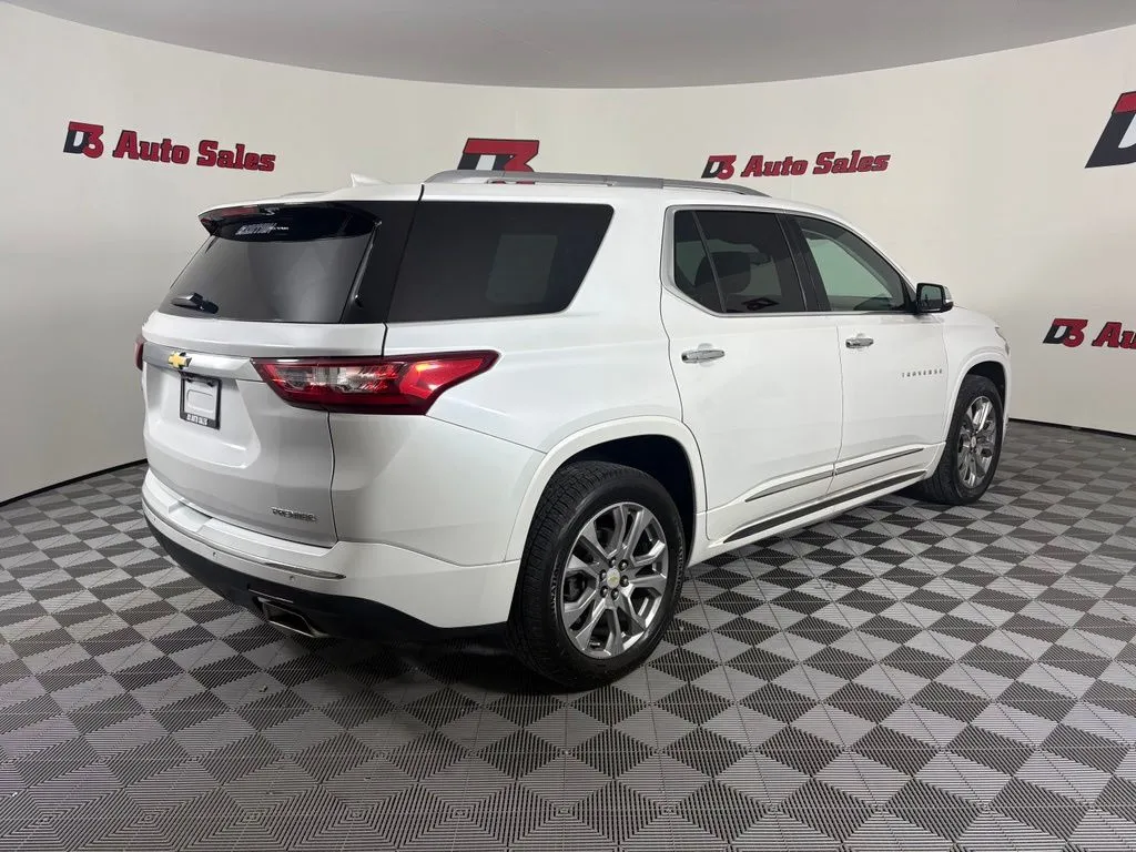 Chevrolet Traverse photo 6