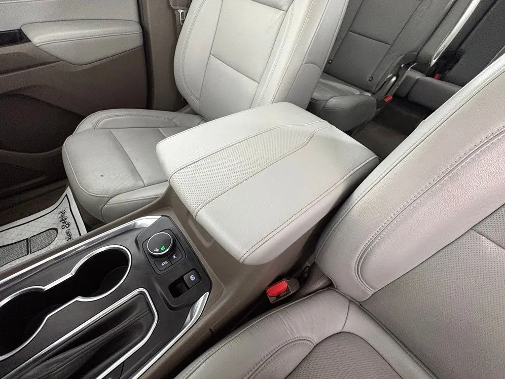Chevrolet Traverse photo 33