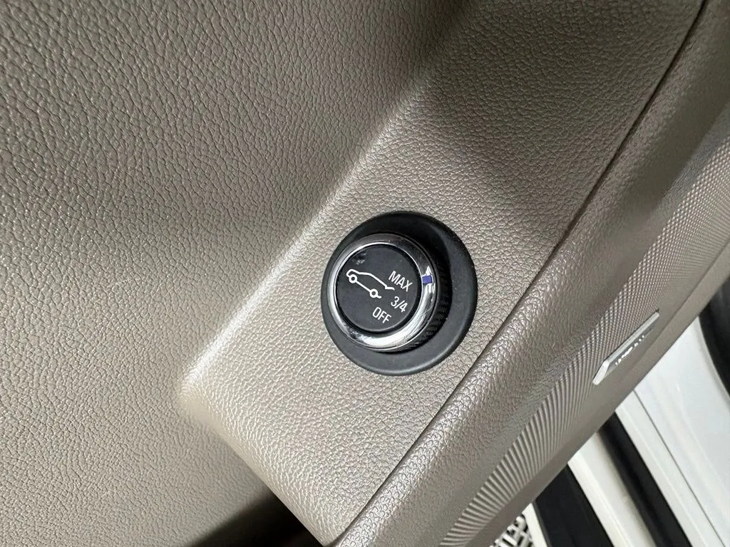 Chevrolet Traverse photo 15