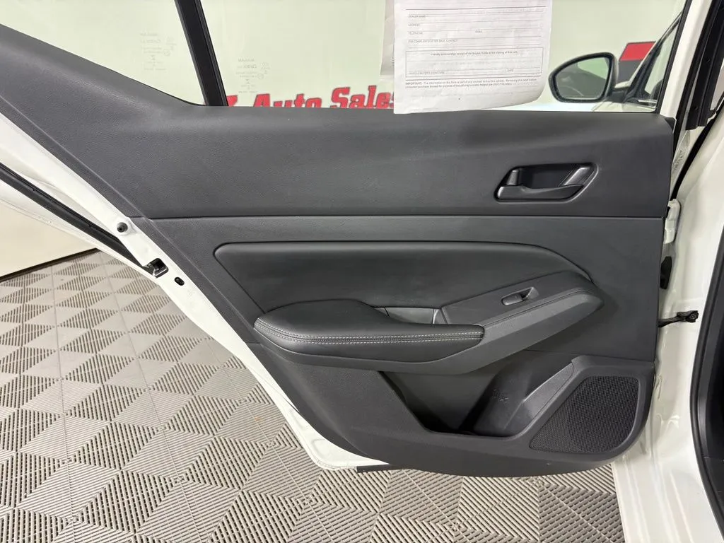 Nissan Altima photo 35
