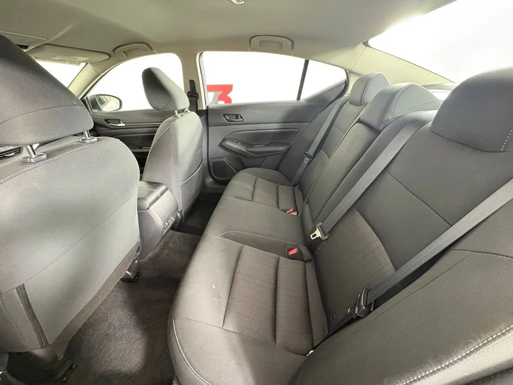 Nissan Altima photo 34