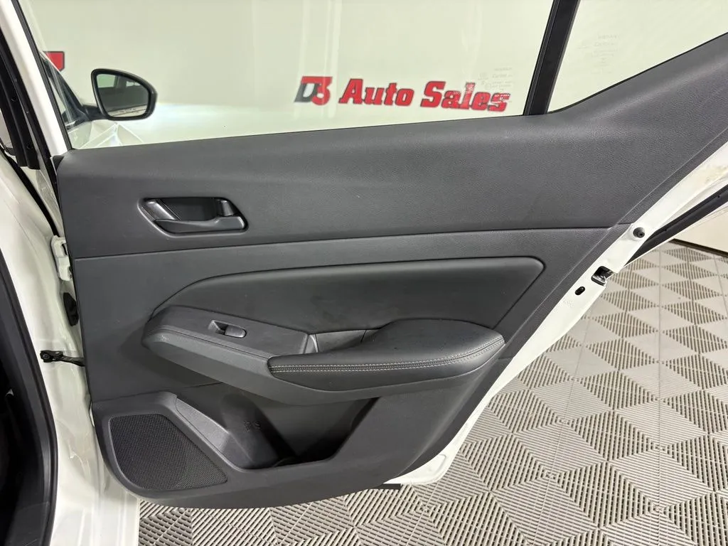 Nissan Altima photo 38