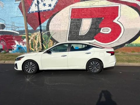 Another view of 2025 Nissan Altima 2.5 SV for sale in Des Arc, AR at D3 Auto Sales - Des Arc, AR