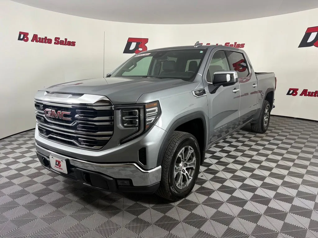 Used 2026 GMC Sierra 1500 SLT with VIN 1GTUUDED6TZ187267 for sale in Little Rock