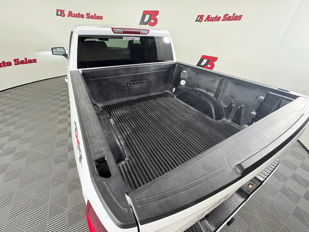 Chevrolet Silverado photo 43
