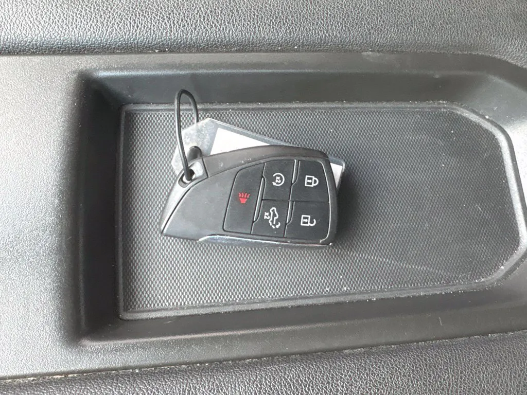 Chevrolet Silverado photo 45
