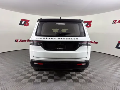 More photos of 2024 Jeep Grand Wagoneer Series II at D3 Auto Sales - Des Arc, AR, AR
