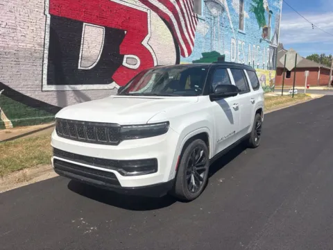 Photos of 2024 Jeep Grand Wagoneer Series II for sale in Des Arc, AR at D3 Auto Sales - Des Arc, AR