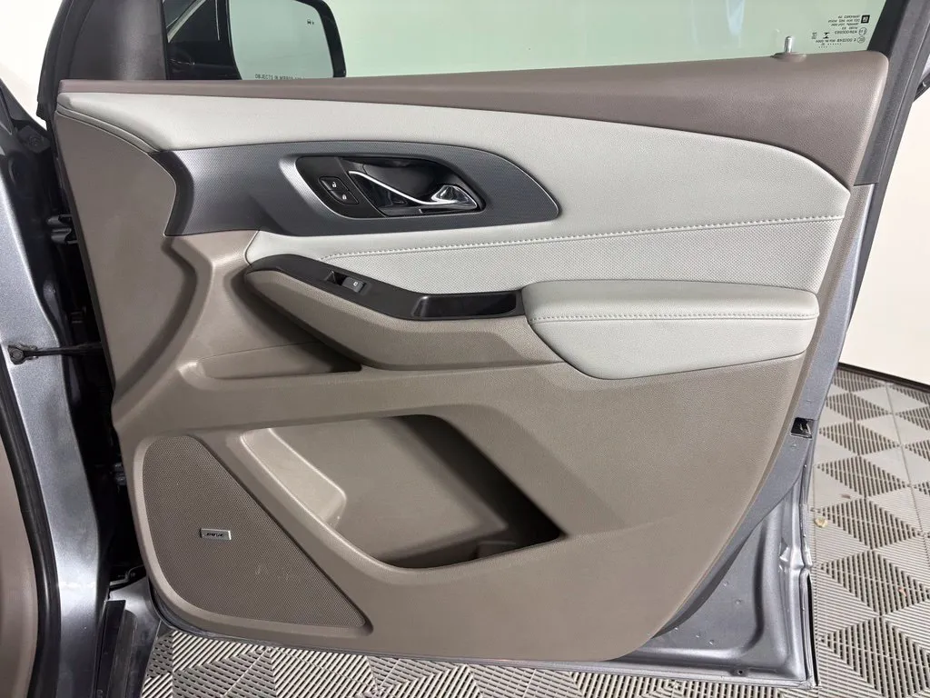 Chevrolet Traverse photo 39