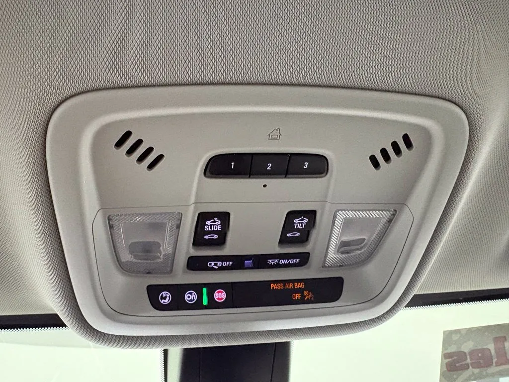 Chevrolet Traverse photo 32