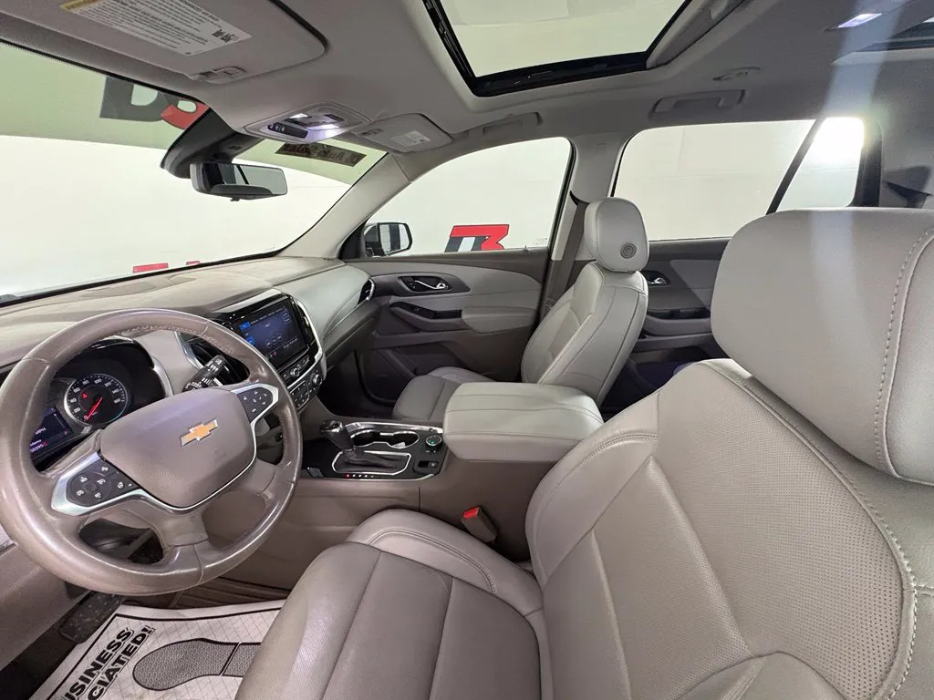 Chevrolet Traverse photo 10