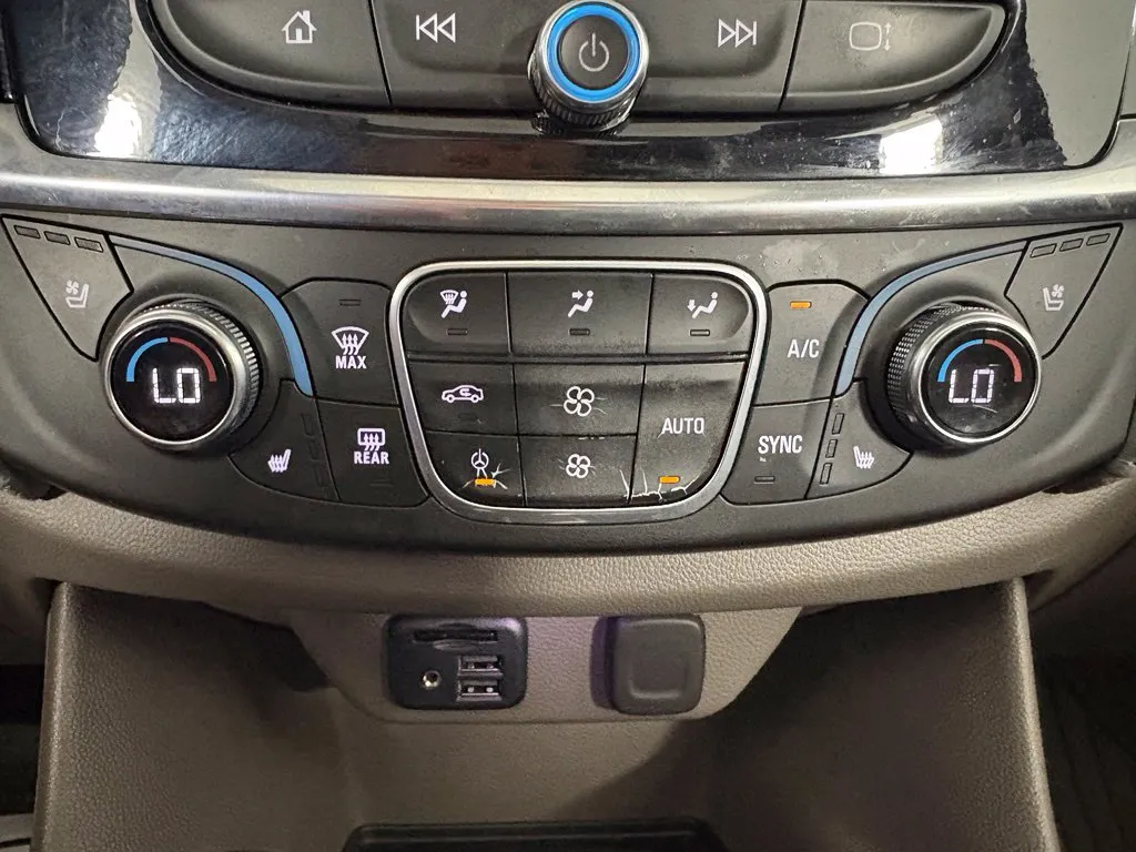 Chevrolet Traverse photo 27