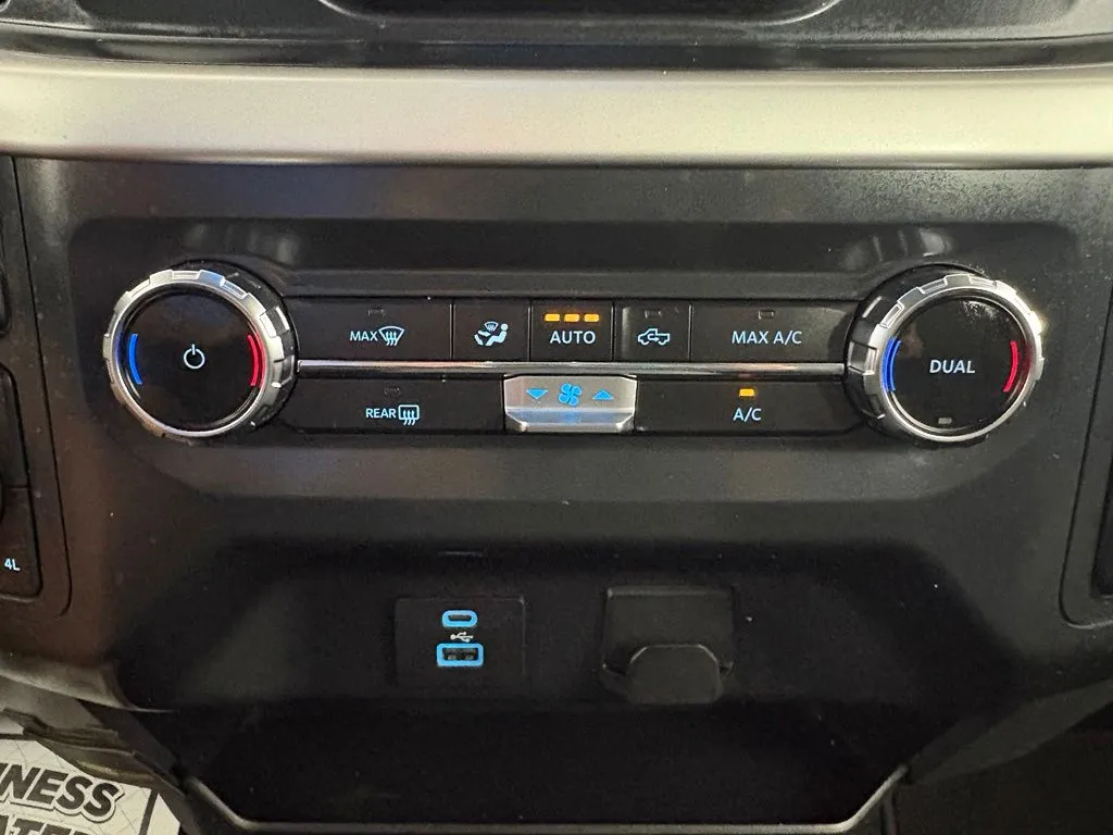 Ford F-150 photo 27