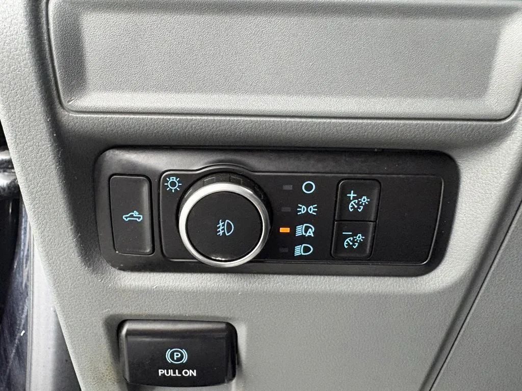 Ford F-150 photo 17