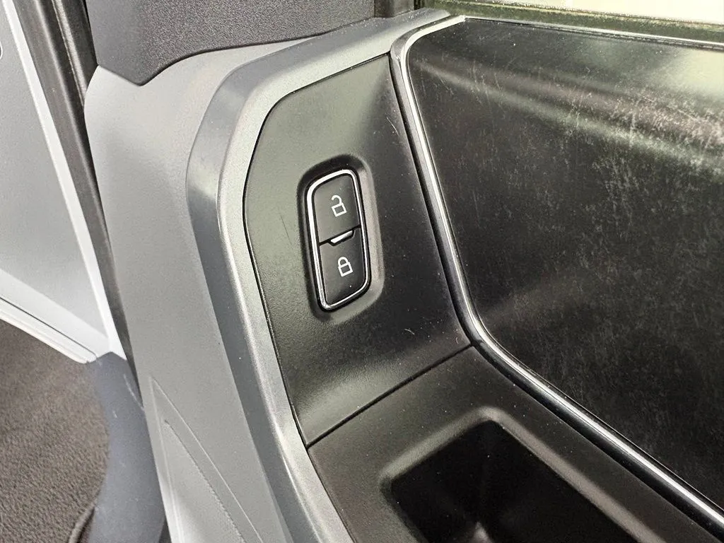 Ford F-150 photo 38