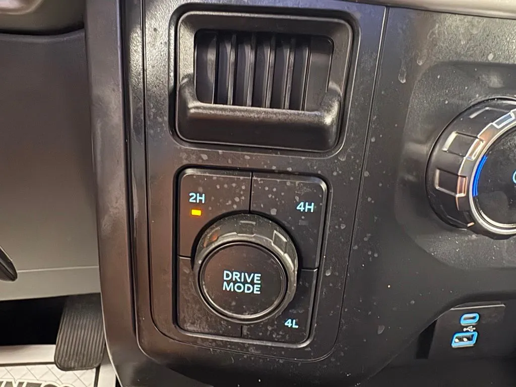 Ford F-150 photo 28