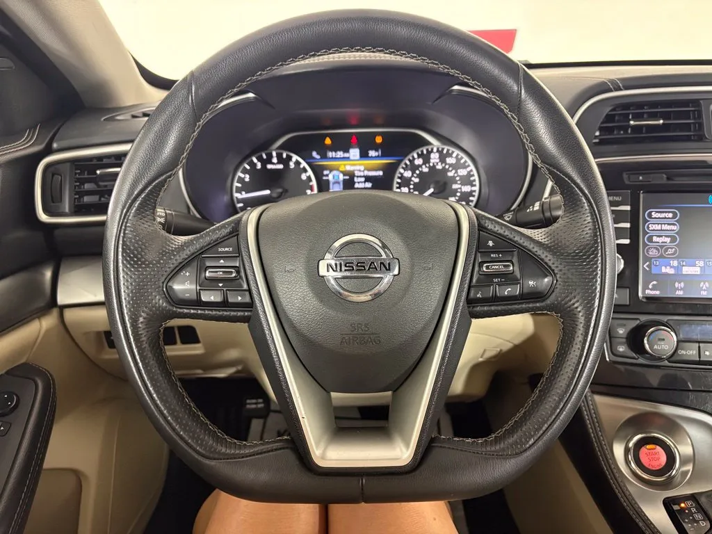 Nissan Maxima photo 16