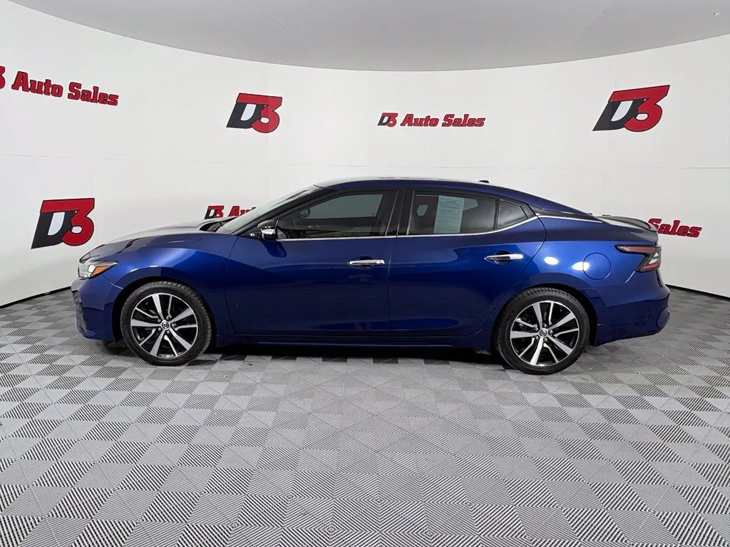 Nissan Maxima photo 3