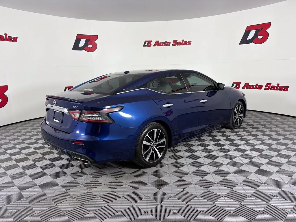 Nissan Maxima photo 6