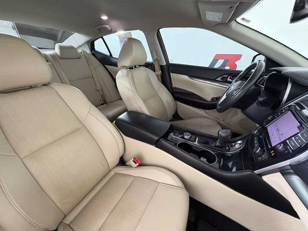 Nissan Maxima photo 33