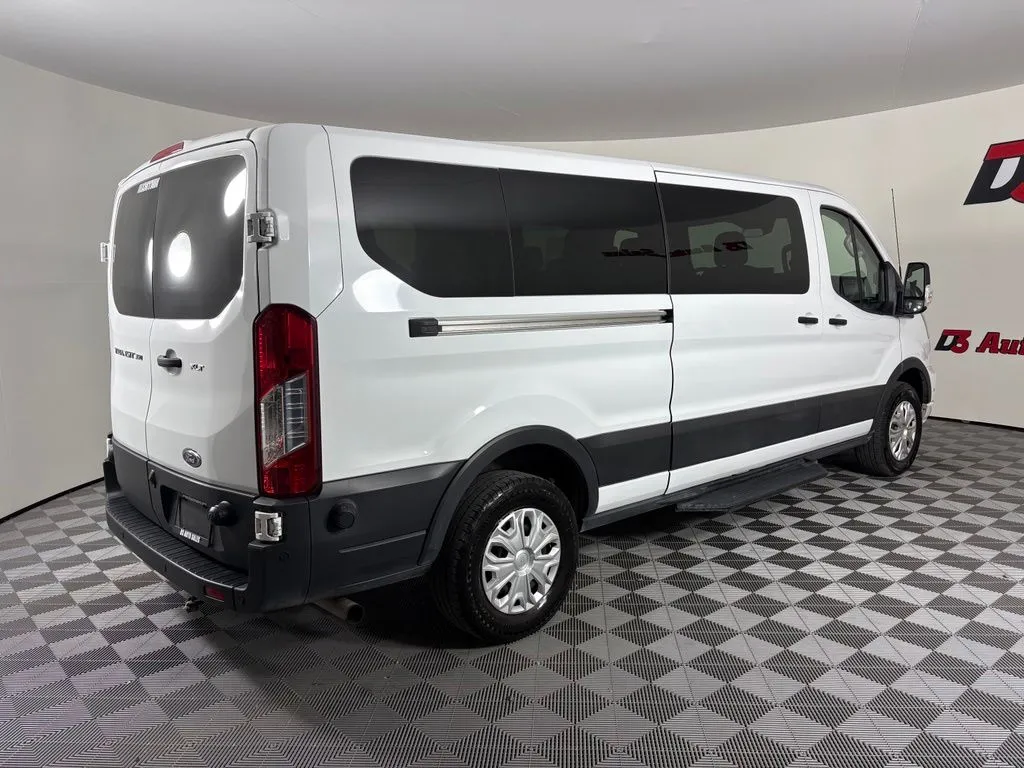 Ford Transit-350 photo 6