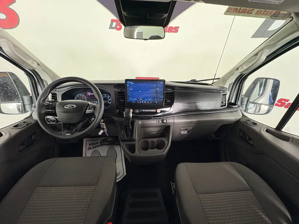 Ford Transit-350 photo 35