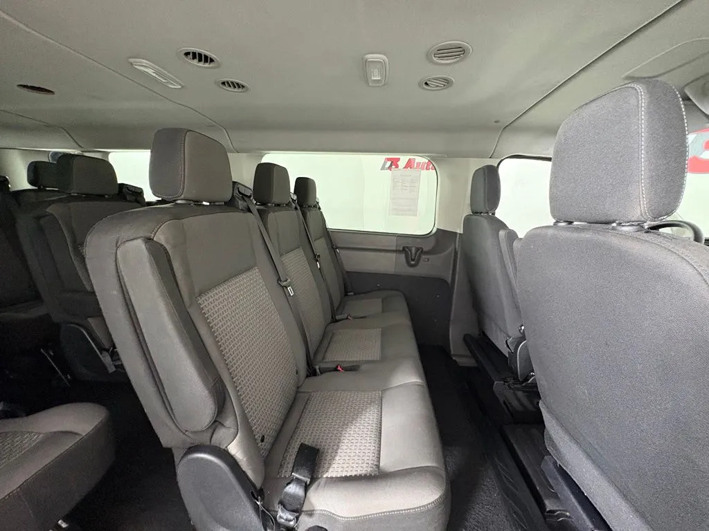 Ford Transit-350 photo 38