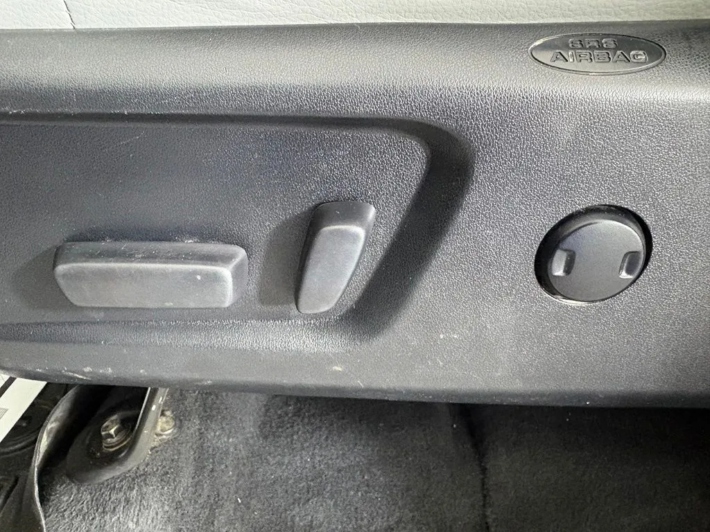 Toyota Tundra photo 13