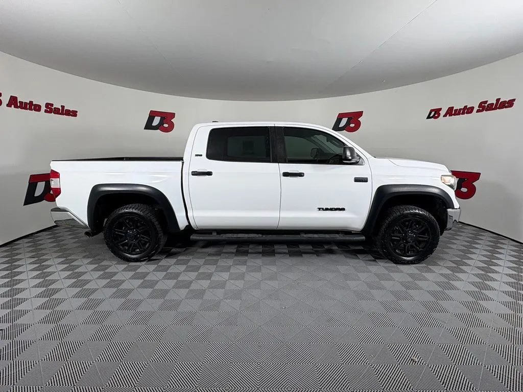 Toyota Tundra photo 7