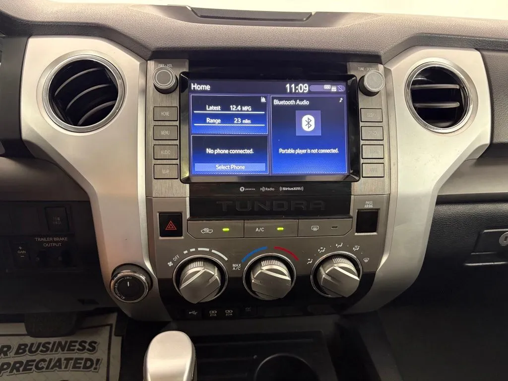 Toyota Tundra photo 21