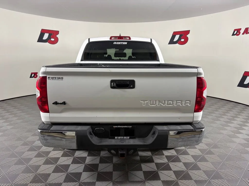 Toyota Tundra photo 5