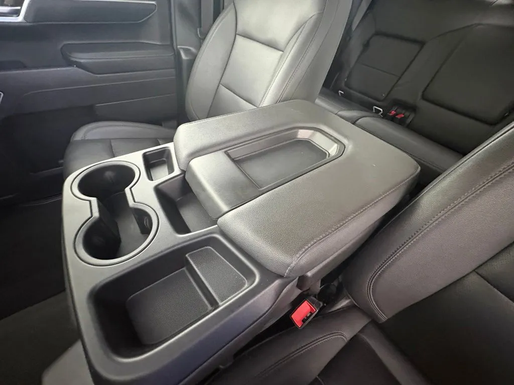 GMC Sierra photo 27