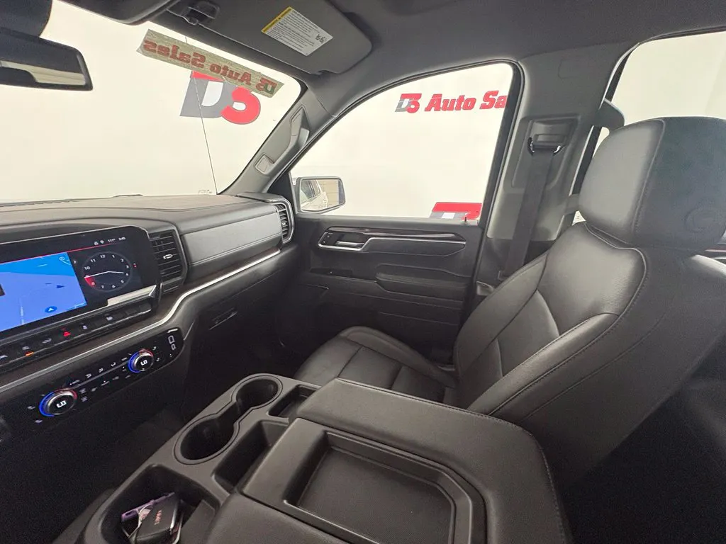 GMC Sierra photo 25