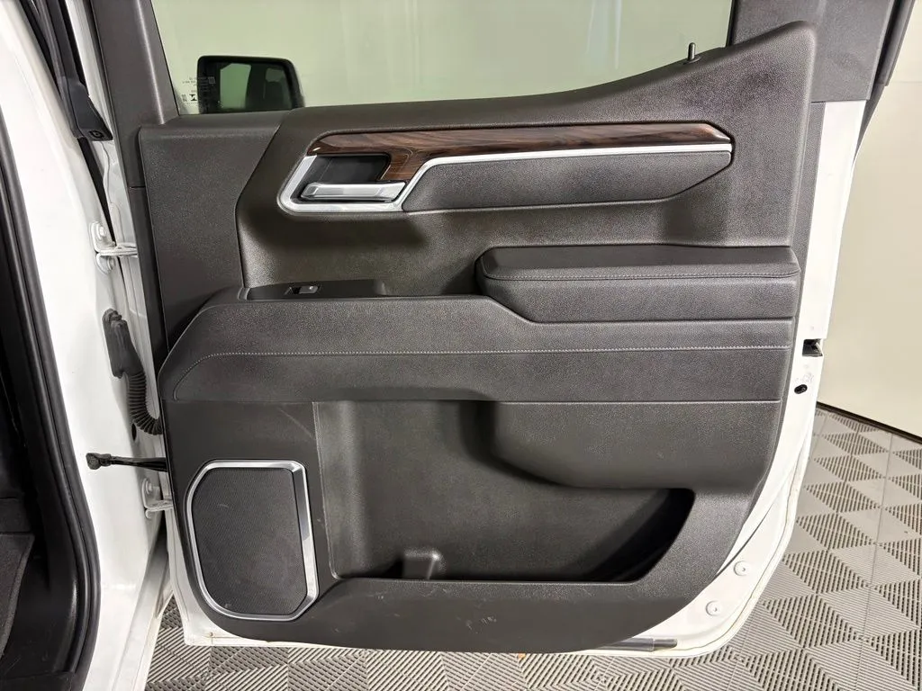GMC Sierra photo 41