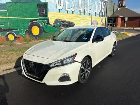 Photos of 2020 Nissan Altima 2.5 SR for sale in Des Arc, AR at D3 Auto Sales - Des Arc, AR