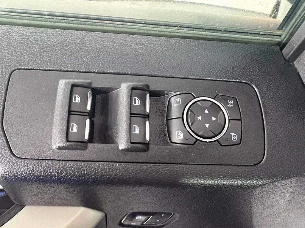Ford F-150 photo 15