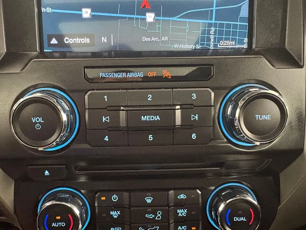 Ford F-150 photo 28