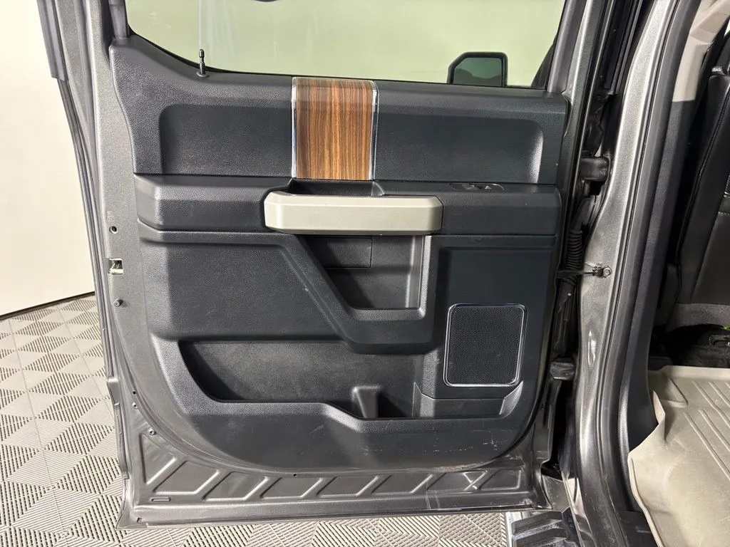 Ford F-150 photo 47