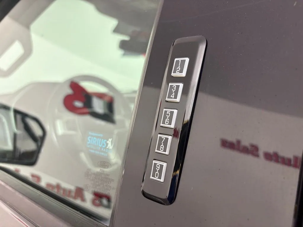 Ford F-150 photo 11
