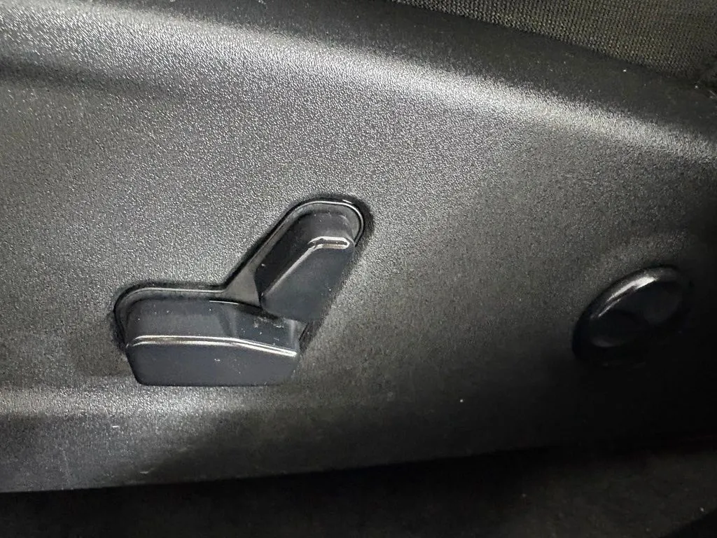 Dodge Charger photo 12