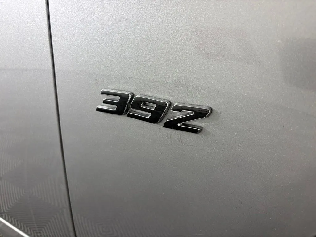 Dodge Charger photo 10