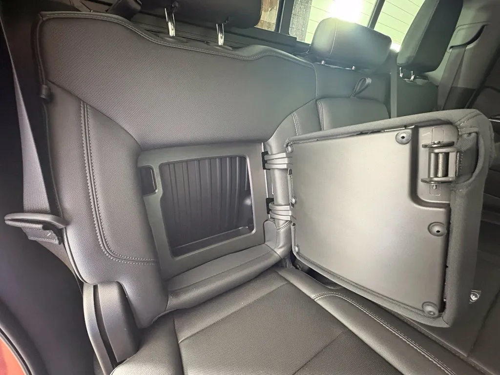 Chevrolet Silverado photo 51