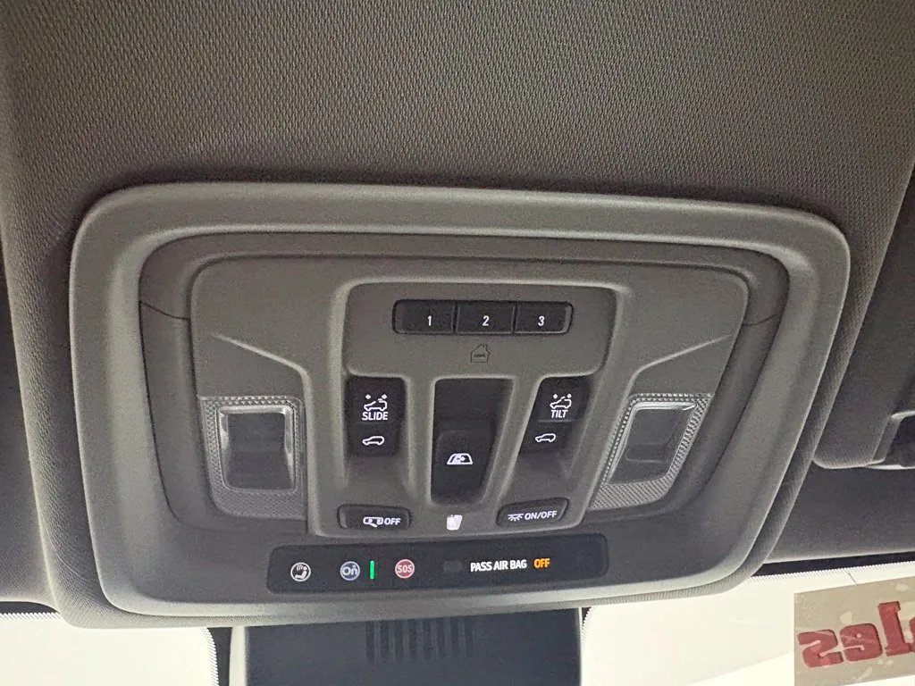 Chevrolet Silverado photo 31