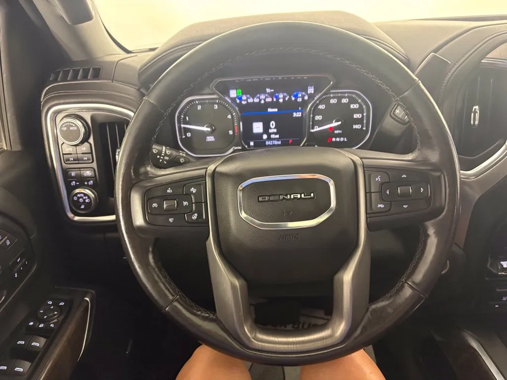 GMC Sierra photo 21