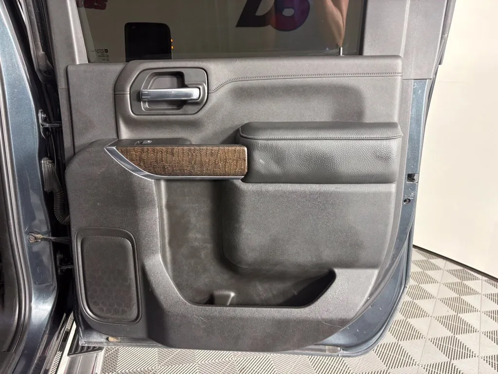 GMC Sierra photo 49