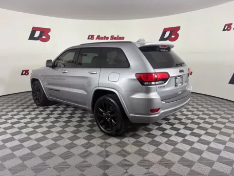 More photos of 2021 Jeep Grand Cherokee Laredo X at D3 Auto Sales - Des Arc, AR, AR